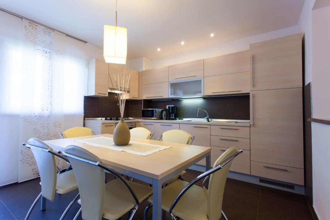 Apartments Banic Porec Esterno foto