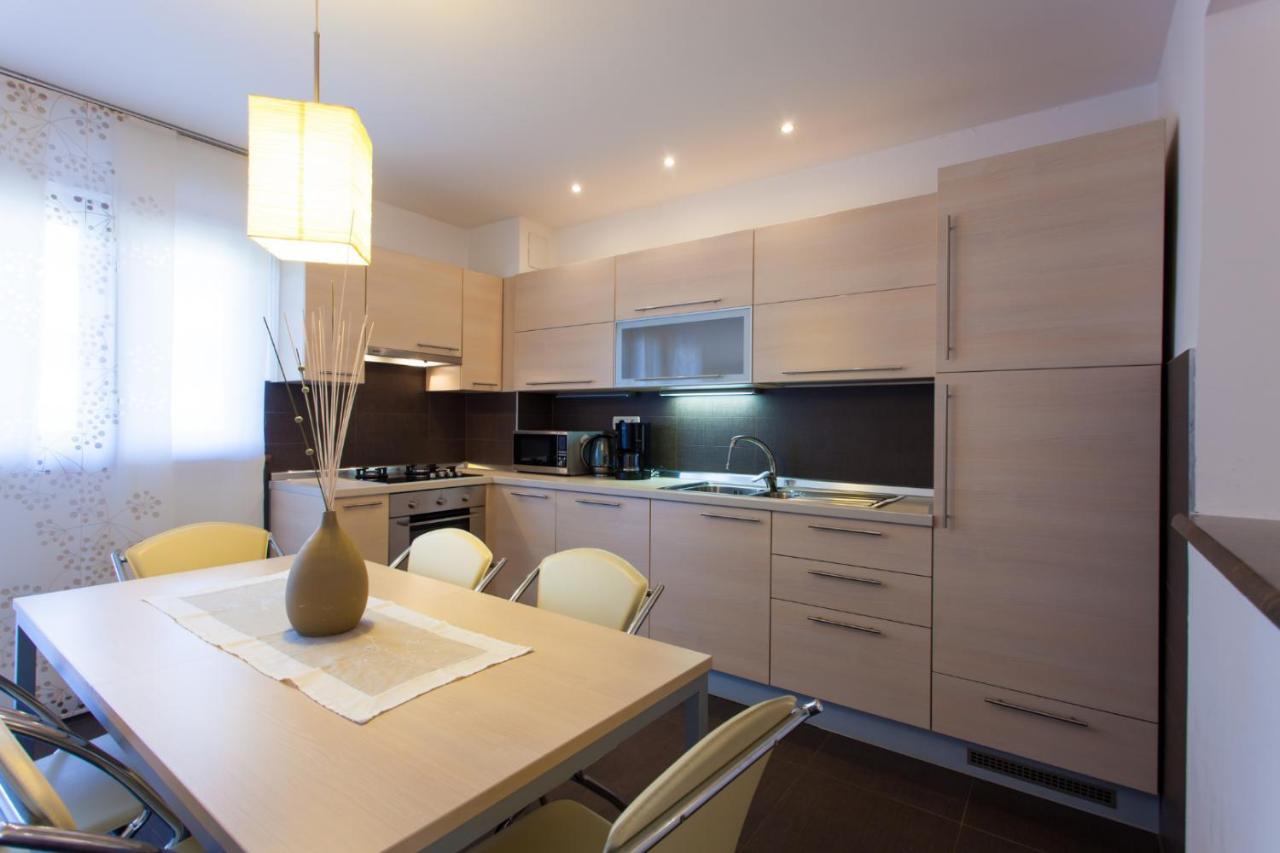 Apartments Banic Porec Esterno foto